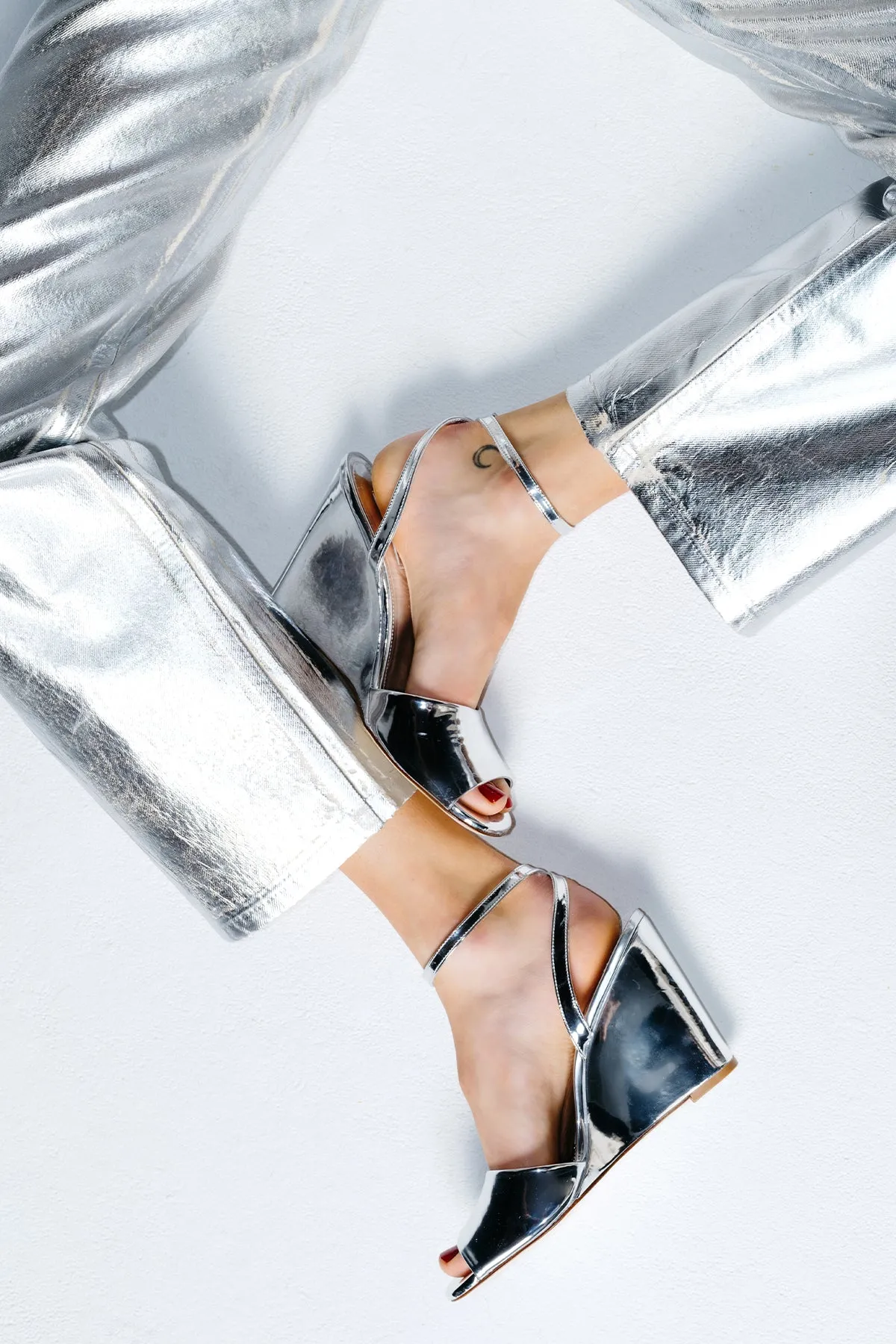Yves Wedge In Silver Specchio